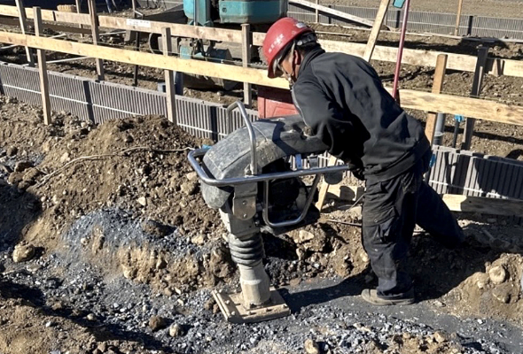 基礎工事作業風景