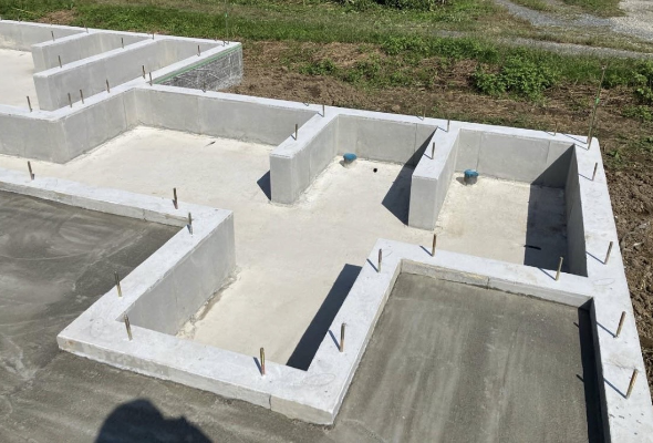 基礎工事作業風景